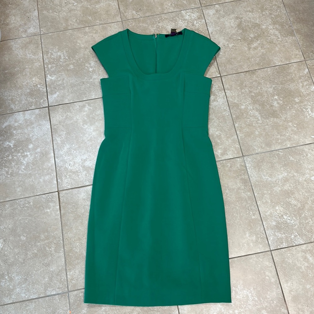 Kelley green sheath dress. Size 0. Rachel Roy.